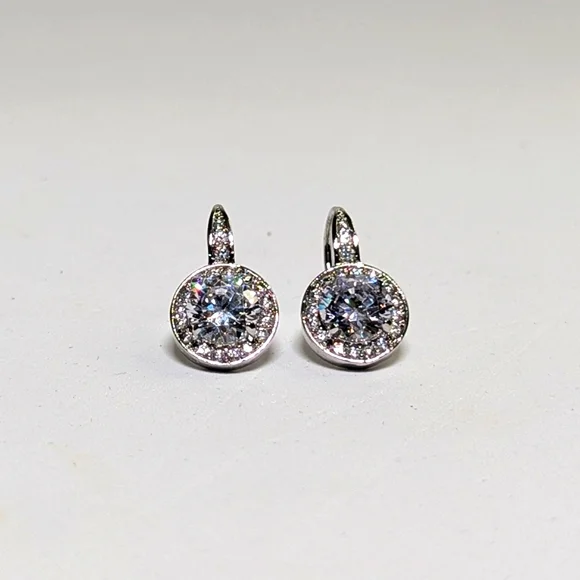 Swarovski Halo Crystal Necklace Earring Set 8mm Gold Silver NWT - Picture 3 of 9